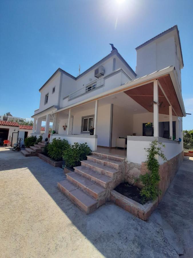 Villa Shehu Ksamil Exteriör bild
